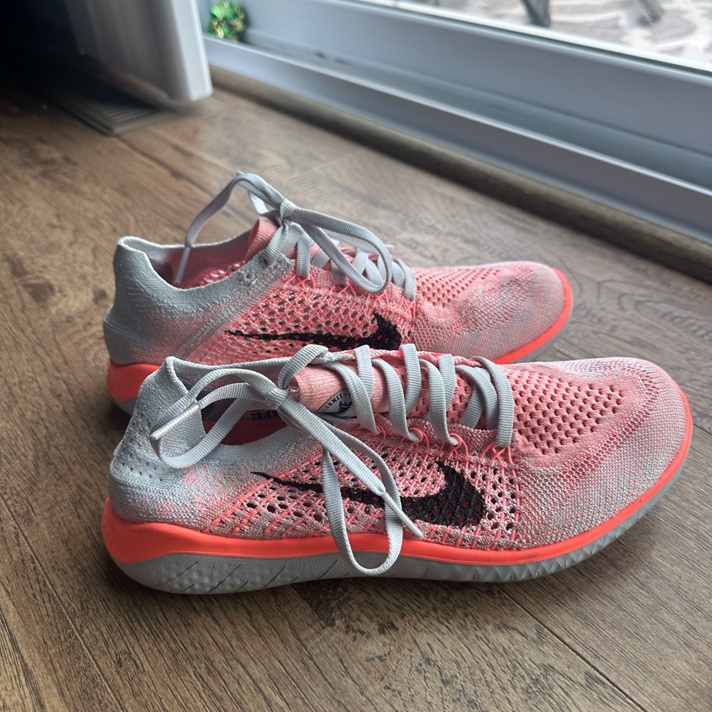 Nike Women's Coral and Gray Athletic Shoes